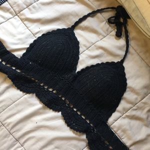 Crotchet black top